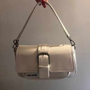 Steve Madden Off-White Shoulder Bag